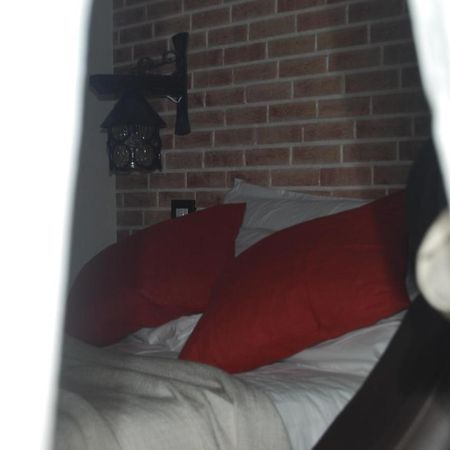 Domus Florio - Humanitas Rozzano Bed & Breakfast Pieve Emanuele Exterior foto