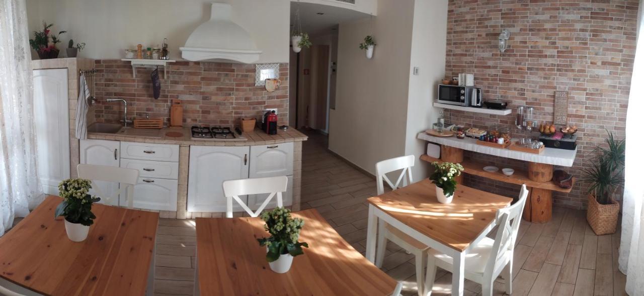 Domus Florio - Humanitas Rozzano Bed & Breakfast Pieve Emanuele Exterior foto